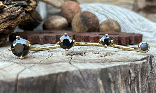 Black CZ 4cap ~ Gold