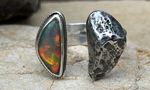 Black Fire Opal / Meteorite 2cap