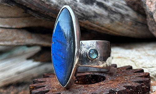 Blue labradorite ring sale