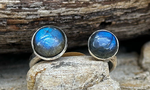 Deep Blue Labradorite 2cap