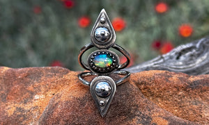 ♀Flashy Opal ring