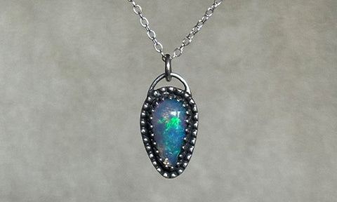 Opal necklace № 1