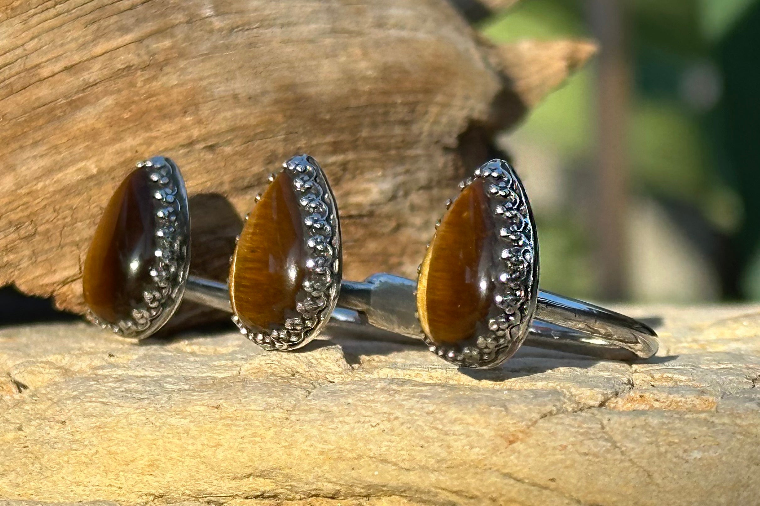 Tiger Eye Teardrop 3cap