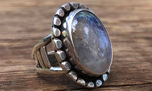 Moonstone Oval Stack Ring Facet Rainbow Blue Moonstone Ring Simple Minimal  Small Ring Iridescent Boho Bohemian Ring June Birthstone Ring - Etsy