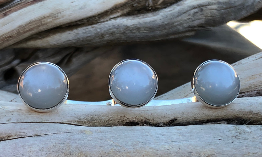 White Moonstone 3cap - Valou